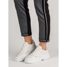 Weiße Sneaker mit Holo-Effekt 2