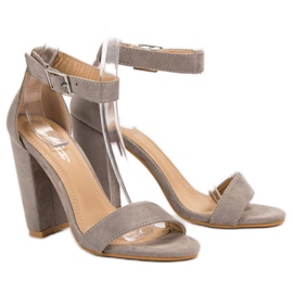 SHELOVET Klassische Sandalen an einer Bar grau 1