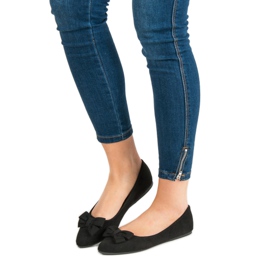 Ch. Creation Wildleder Ballerina In Spitz schwarz 1