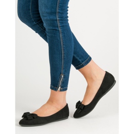 Ch. Creation Wildleder Ballerina In Spitz schwarz 2