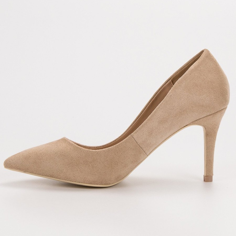 Small Swan Beige High Heels 1