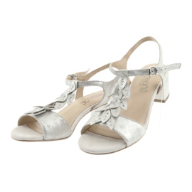 Bequeme Caprice Sandalen silber 28213 grau 3