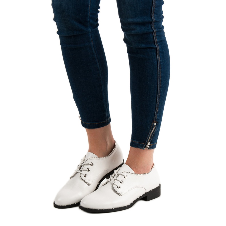 Groto Gogo Schuhe mit niedrigem Absatz weiß 2