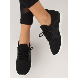 Schwarze Sportschuhe X-9751 Schwarz 1