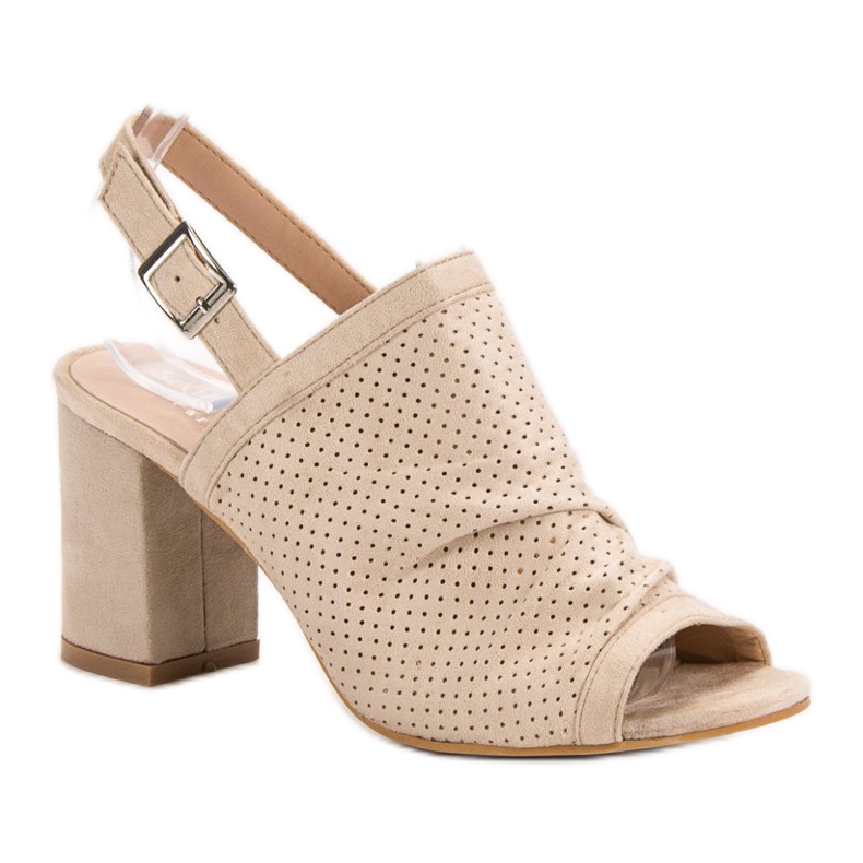 Sixth Sense Durchbrochene Sandalen an einer Bar braun 1