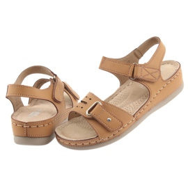Damen Komfortsandalen DK 25131 camel braun 4