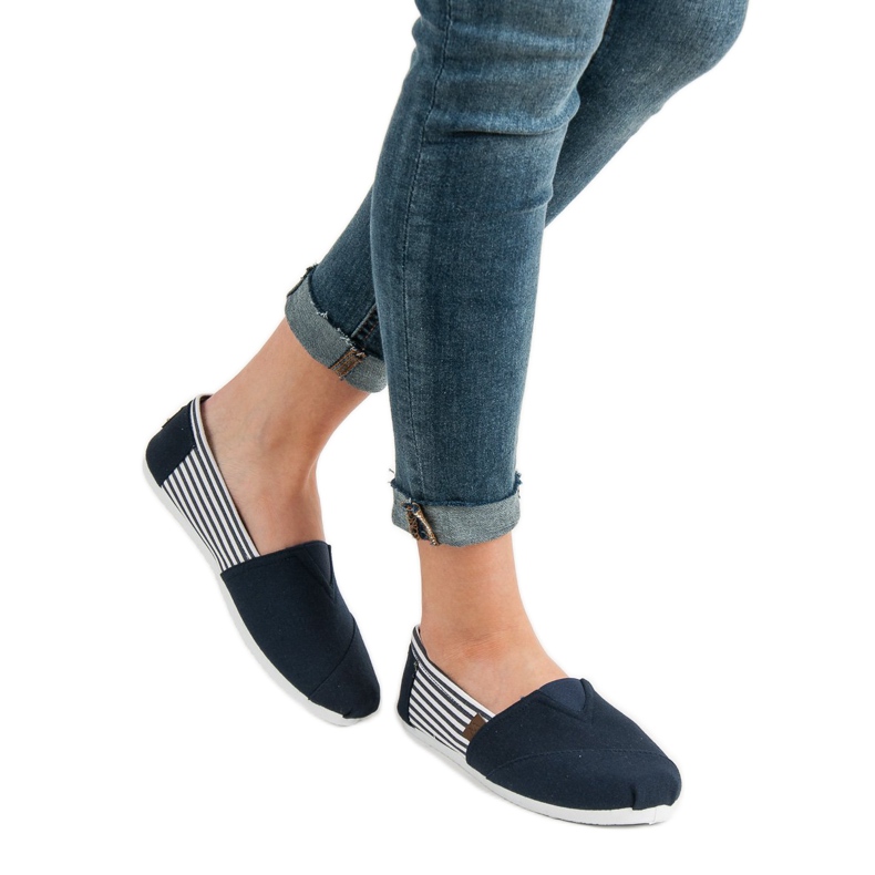 SHELOVET Leichte Turnschuhe zum Hineinschlüpfen weiß navy blau 2