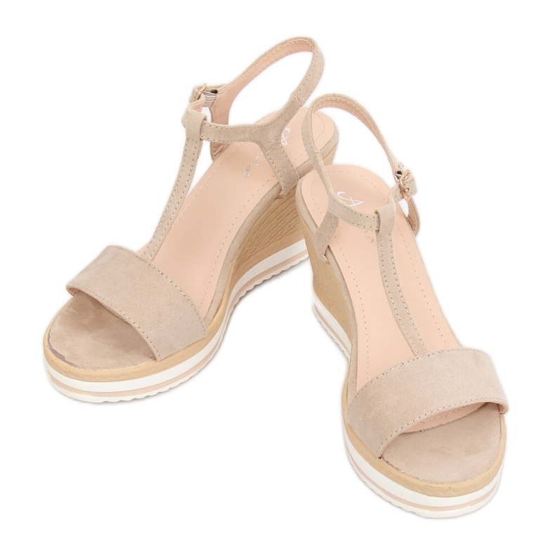 Beige Sandalen mit Keilabsatz H-59 Beige 2