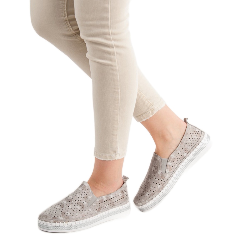 Goodin Beige Leder Slipper 1