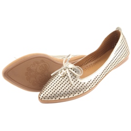 Badura Ballerinas mit goldener Schleife 4