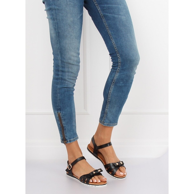 Schwarze Damensandalen G210 Schwarz 1