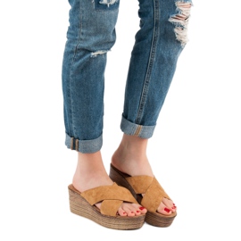 SHELOVET Camel Keilsandalen braun 2