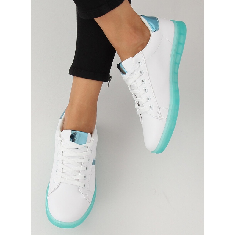 Weiße und grüne Sneakers für Damen 2B9XX923 WEISS / GRÜN 1