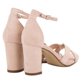 Ideal Shoes Sandalen an einer Bar braun 2