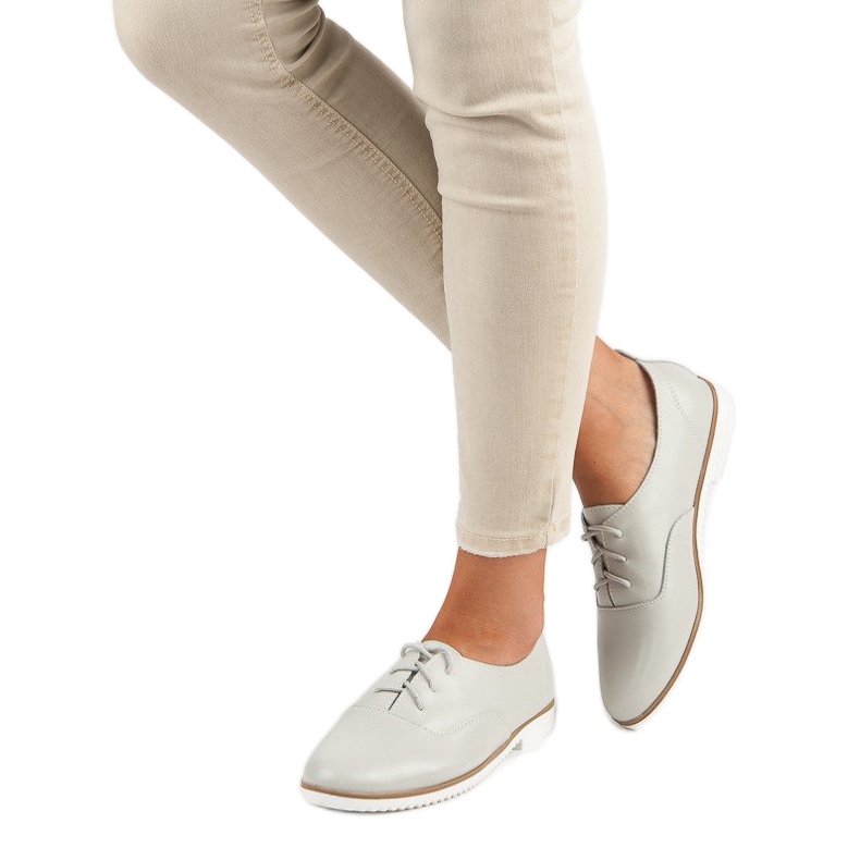 Graue Lederschuhe von MAZARO 2