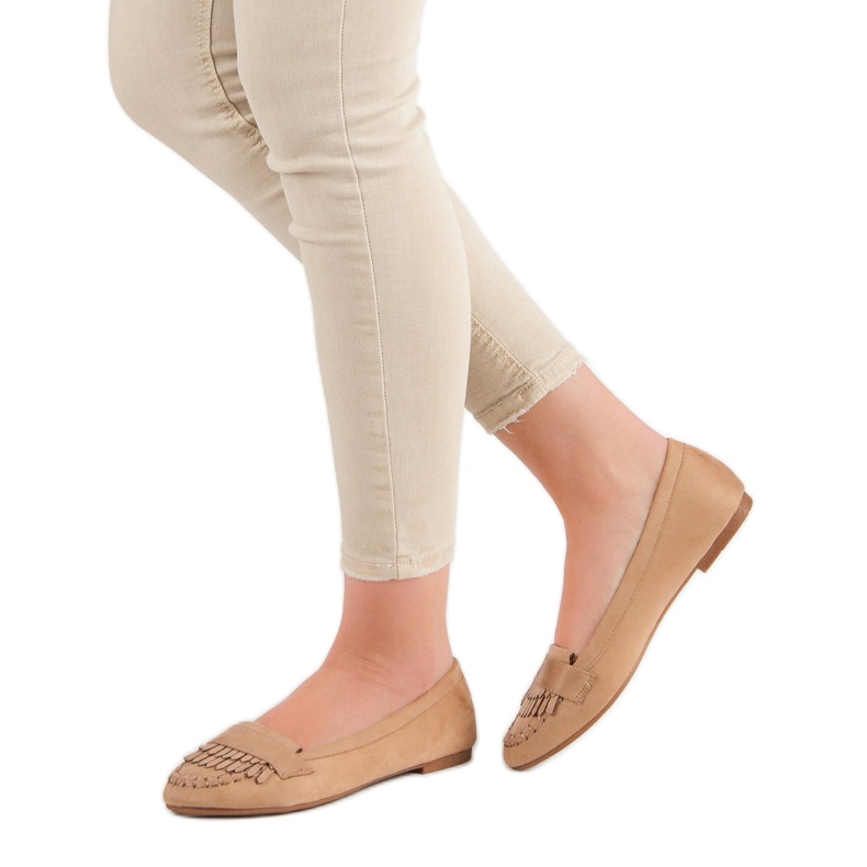 Small Swan Klassische dunkelbeige Loafer 1