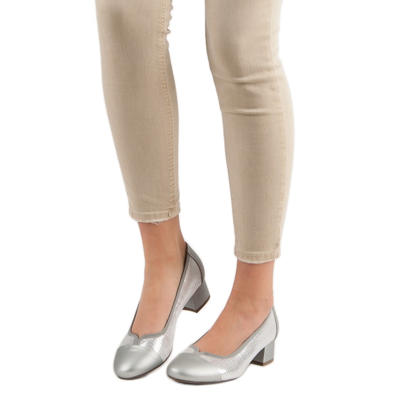 Vinceza Pumps mit flachem Absatz grau 1