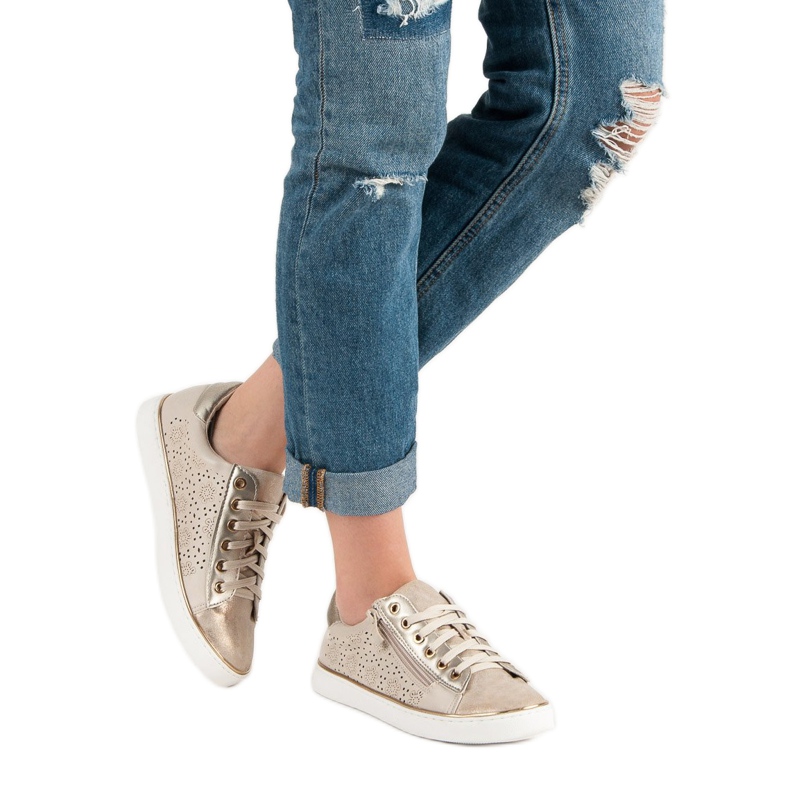 Kylie Lässige goldene Turnschuhe 2