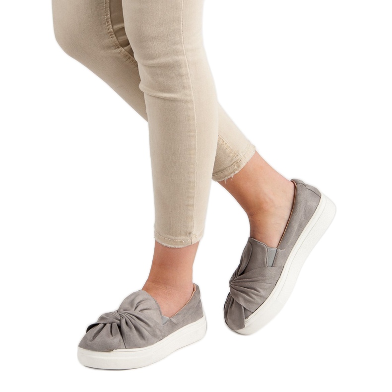 Wildlederslipper mit VICES-Schleife grau 2