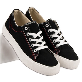 Kylie Schwarze Turnschuhe 1