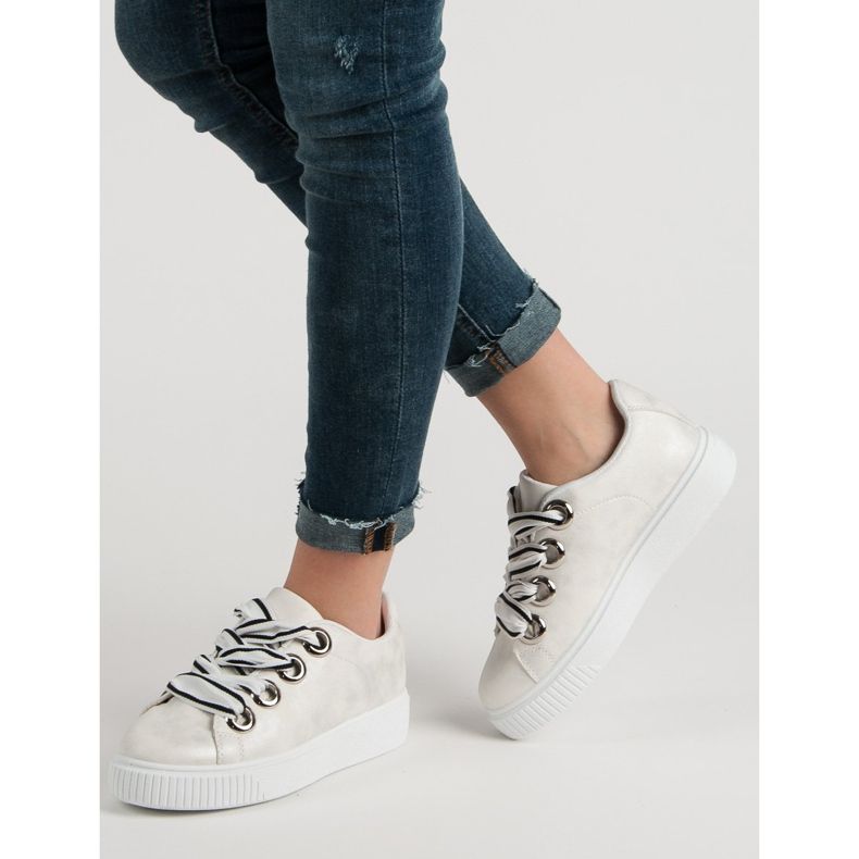 Sportschuhe mit Glitzer grau 2