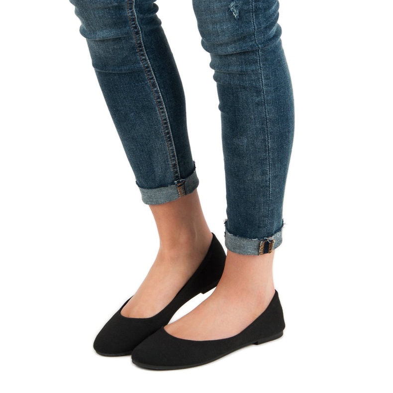 Ideal Shoes Ballerinas aus schwarzem Textil 2