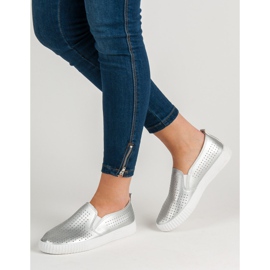 SHELOVET Durchbrochene Slipons grau 2