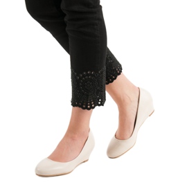 Small Swan Keilpumpen braun 1