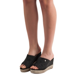 Best Shoes Keilsandalen schwarz 1