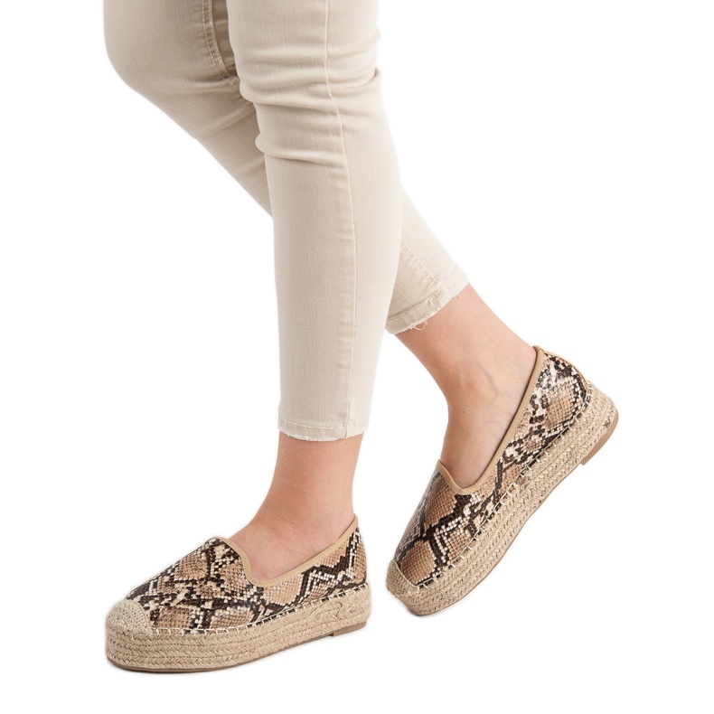 Best Shoes Lordsy auf der Plattform braun 2