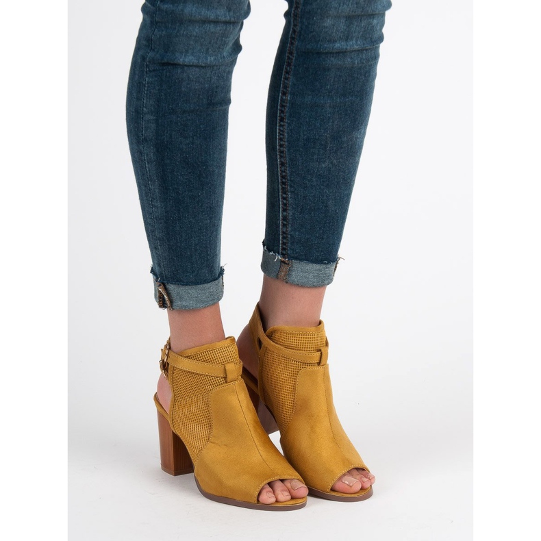 Evento Stilvolle geschlossene Sandalen gelb 1