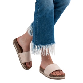 Bestelle Klassische Hausschuhe aus Wildleder beige 2