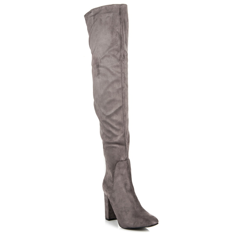 Seastar Wildleder-Musketiere auf einer Säule grau 1