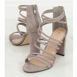 Graue Sandalen mit hohen Absätzen AT-0662-L Grau 2