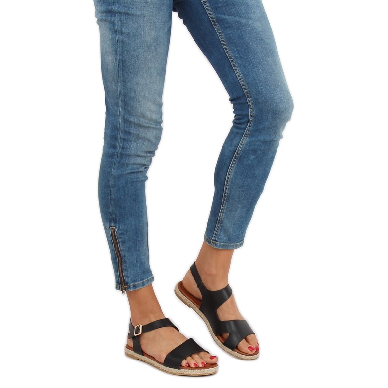 Schwarze Damensandalen H-7 Schwarz 1