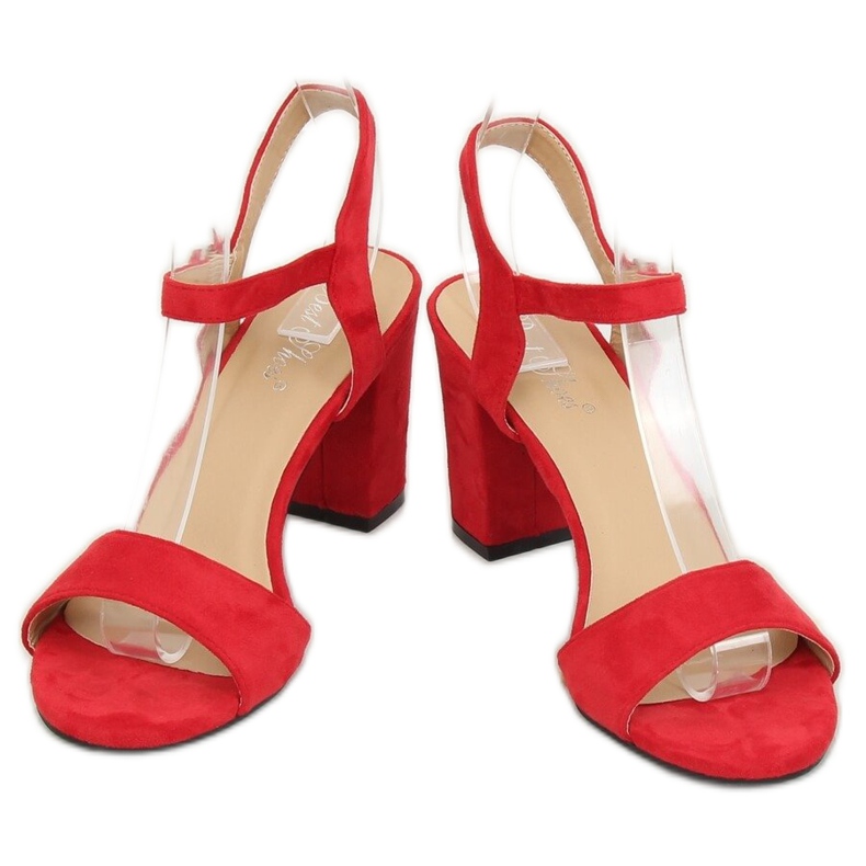 Rote Sandalen am Pfosten FH-3M25 Rot 1