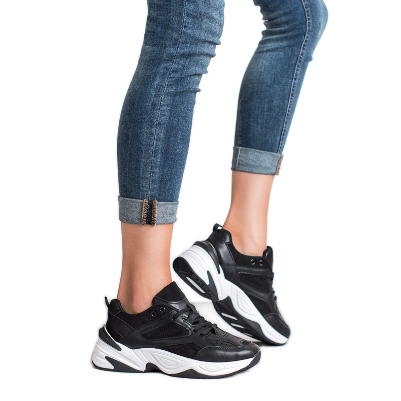 SHELOVET Schwarze Turnschuhe 2