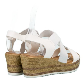 Flyfor Leichte Sandalen zum Hineinschlüpfen weiß 1