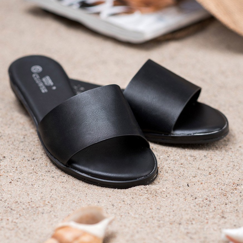 Clowse Klassische schwarze Hausschuhe 1