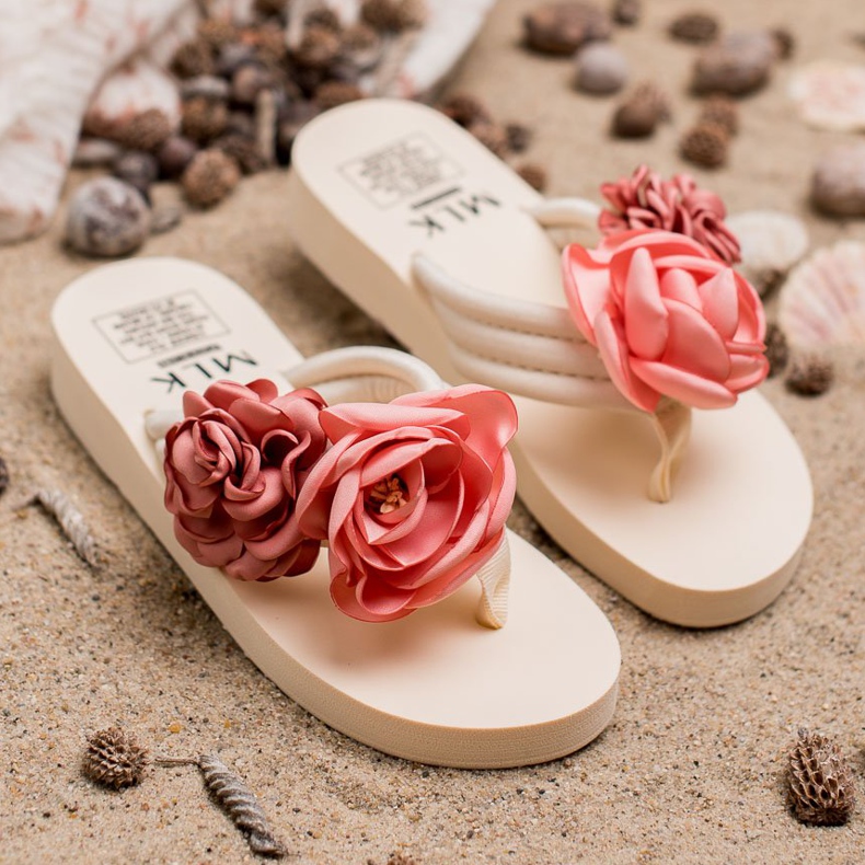 SHELOVET Leichte Flip-Flops mit Blumen braun 1