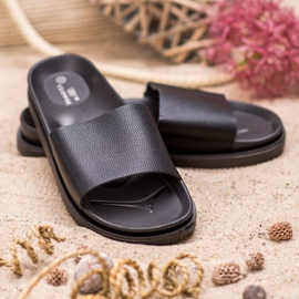 Clowse Schwarze Damen Hausschuhe 2