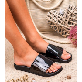 Small Swan Modische schwarze Hausschuhe 1