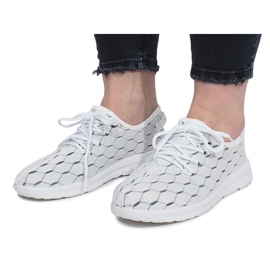 Weiße Sportarten Marthe 1