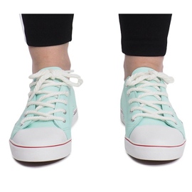 Lavso grüne durchbrochene Sneakers 1