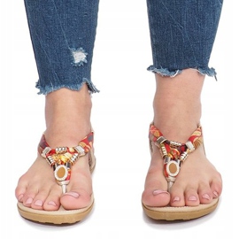 Goldene flache Sandalen mit Sprottendiamanten 1