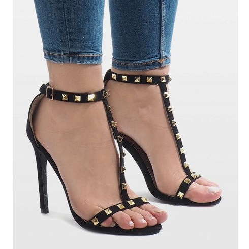 Schwarze High Heels Sandalen FB-31 1