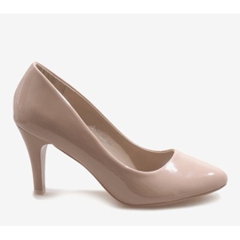 Klassisch beige lackierte B-42 Absätze 2