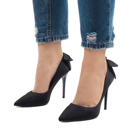 Klassische schwarze Schleifenstifte LB-336 1