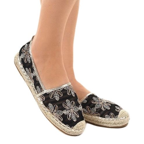 Schwarze, durchbrochene Espadrilles mit Blumen 68-118 2