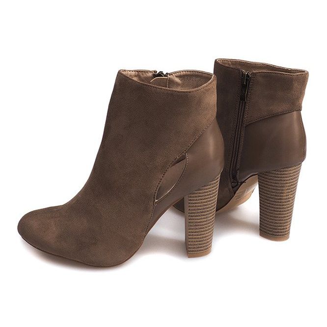 Wildlederstiefeletten auf einer Säule mit Reißverschluss T-10 Beige 1
